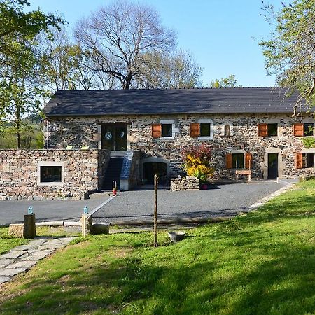 Chambre D'Hotes Aux Pays Des Sucs Saint-Hostien Luaran gambar